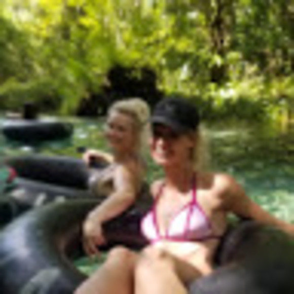 Meet your Posher, Kassie - Picture 1 of 1